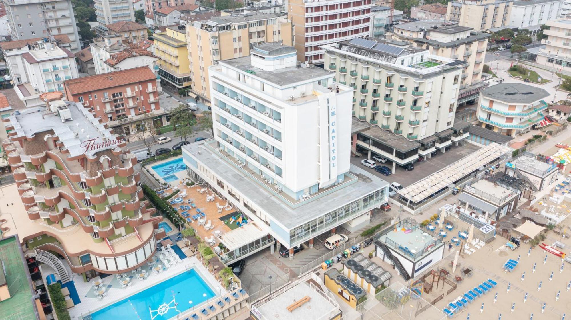 Hotel Capitol Гаттео-а-Маре Экстерьер фото